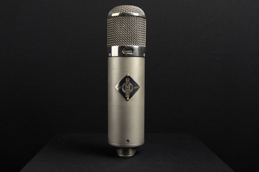 Neumann U47 — micro à lampe, sorti en 1947